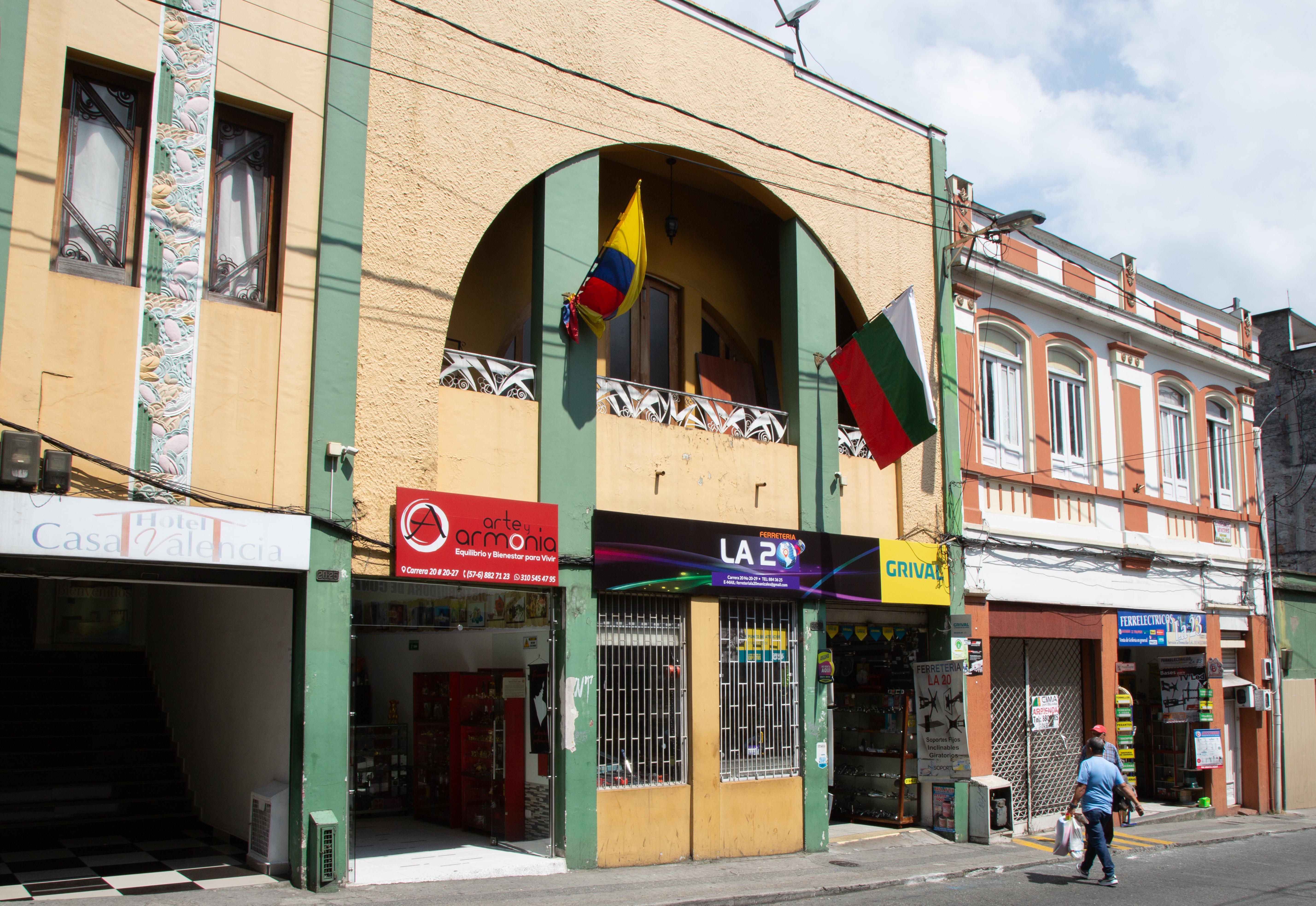 Ayenda 1131 Casa Valencia Hotel Manizales Exterior photo